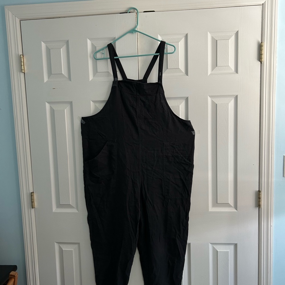 Universal Thread Black Cotton Jumper Overalls